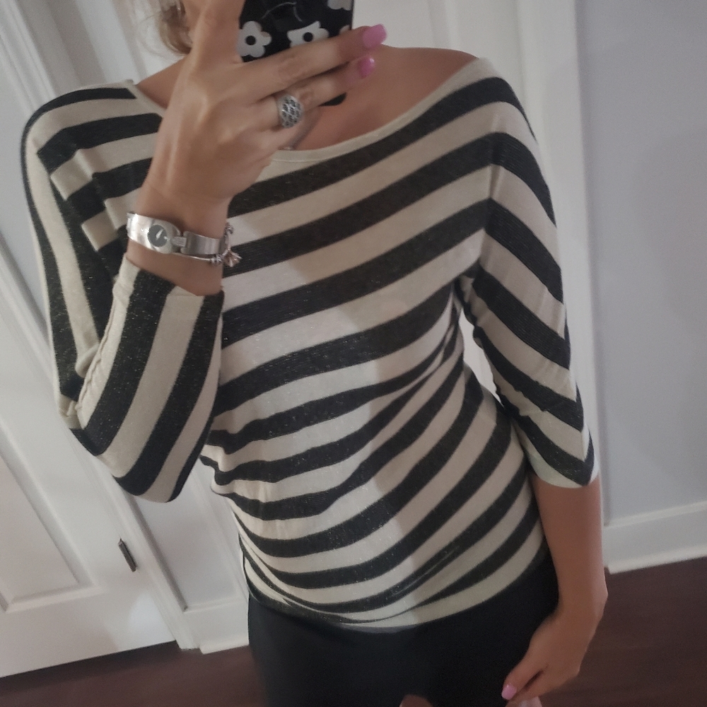 Cache Metallic Asymmetrical Top - image 5